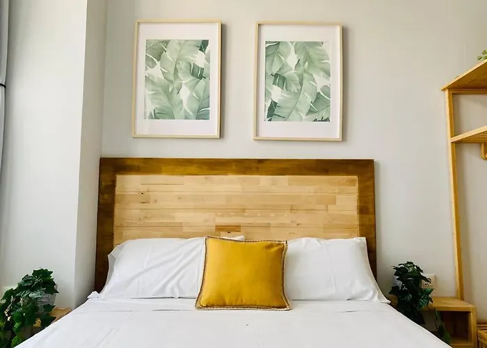 Cabanyal Room 1 - Beachside Charm & Design